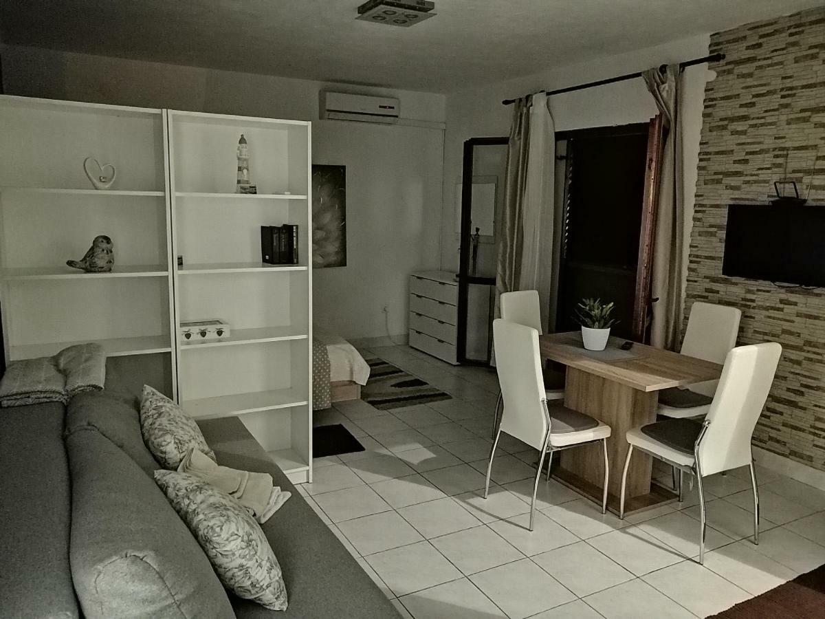 Seaview Holiday Apartments, Ventura ニン エクステリア 写真